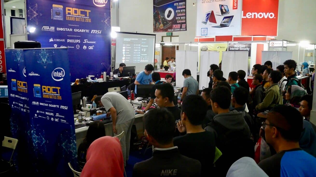 The crowd cheers for their champion at Yogyakomtec