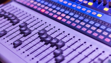 Video sound design using mixer