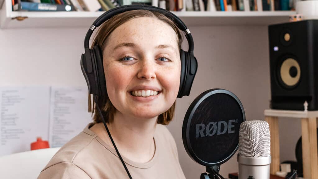 Conference interpretation services, interpreters, live interpretation