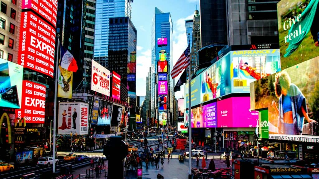 marketing-campaign-time-square-ads