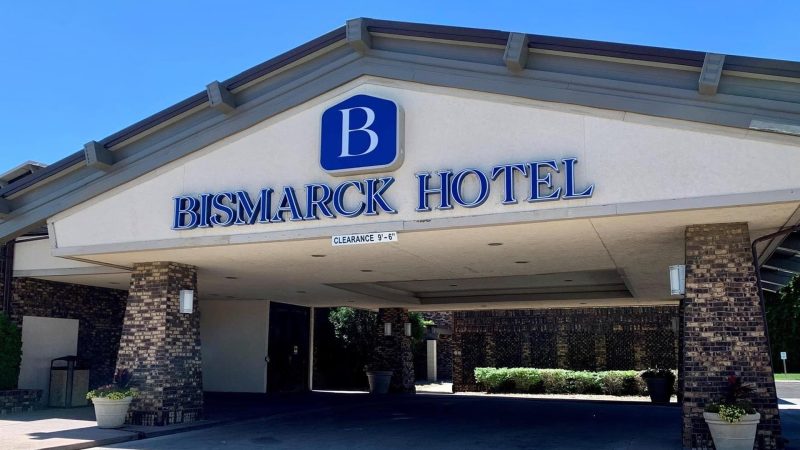 Bismarck Hotel & Conference Center - 1