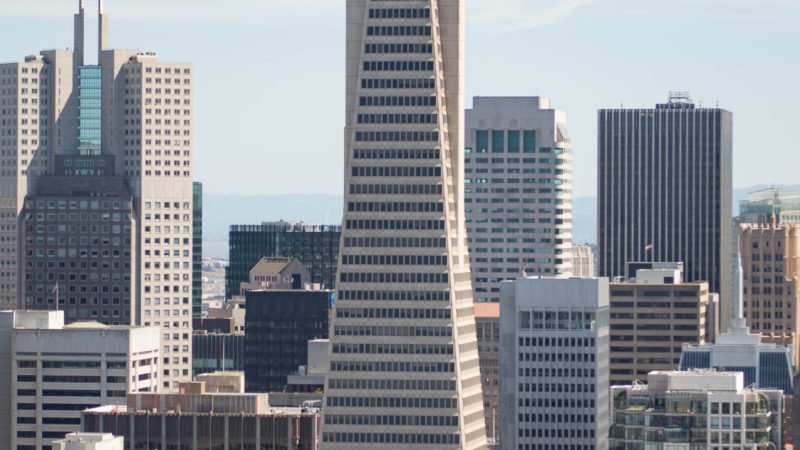 Transamerica_Pyramid_from_Coit_Tower